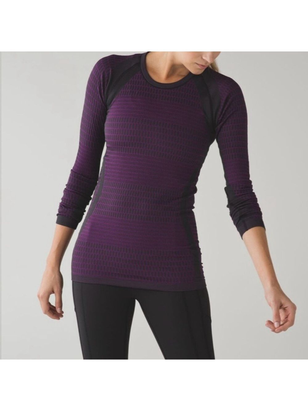 Lululemon About That Base Long Sleeve Black / Tender Violet Size 2